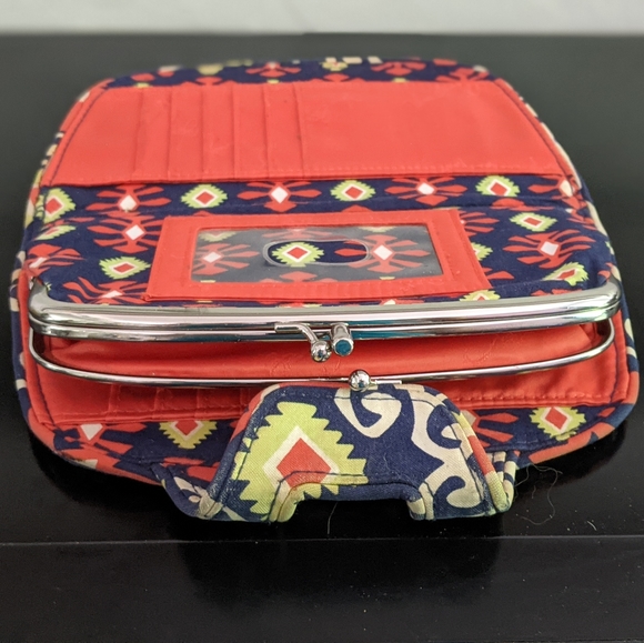 Vera Bradley Wallet Sun Valley - Picture 1 of 10